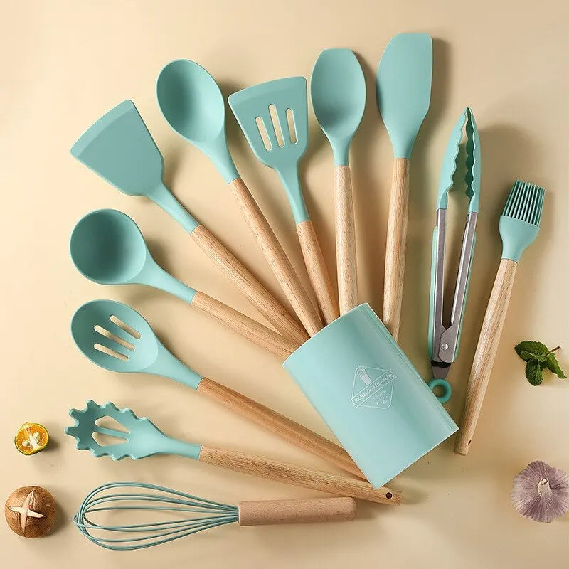 12Pcs/Set Wooden Handle Silicone Utensils With Storage Bucket